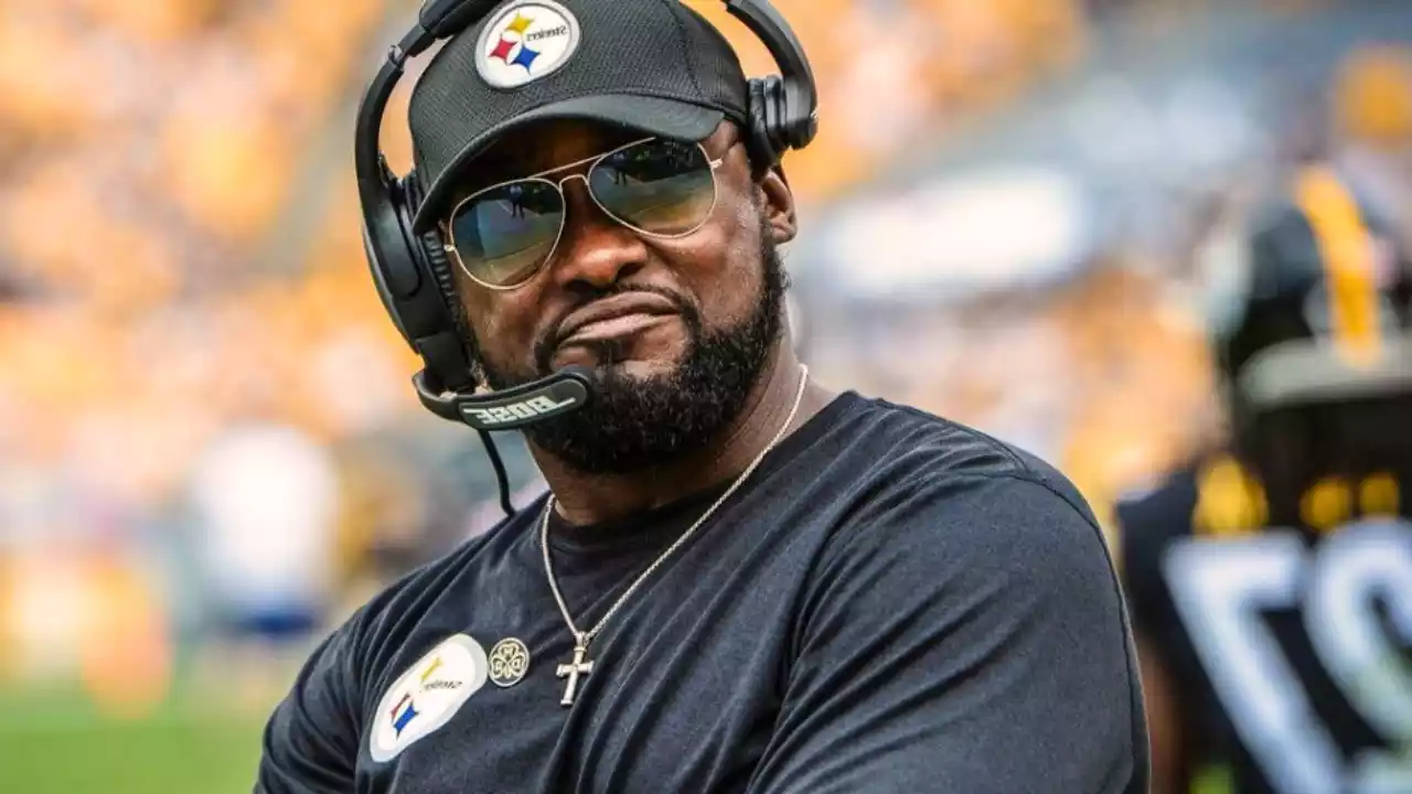 Coach Mike Tomlin